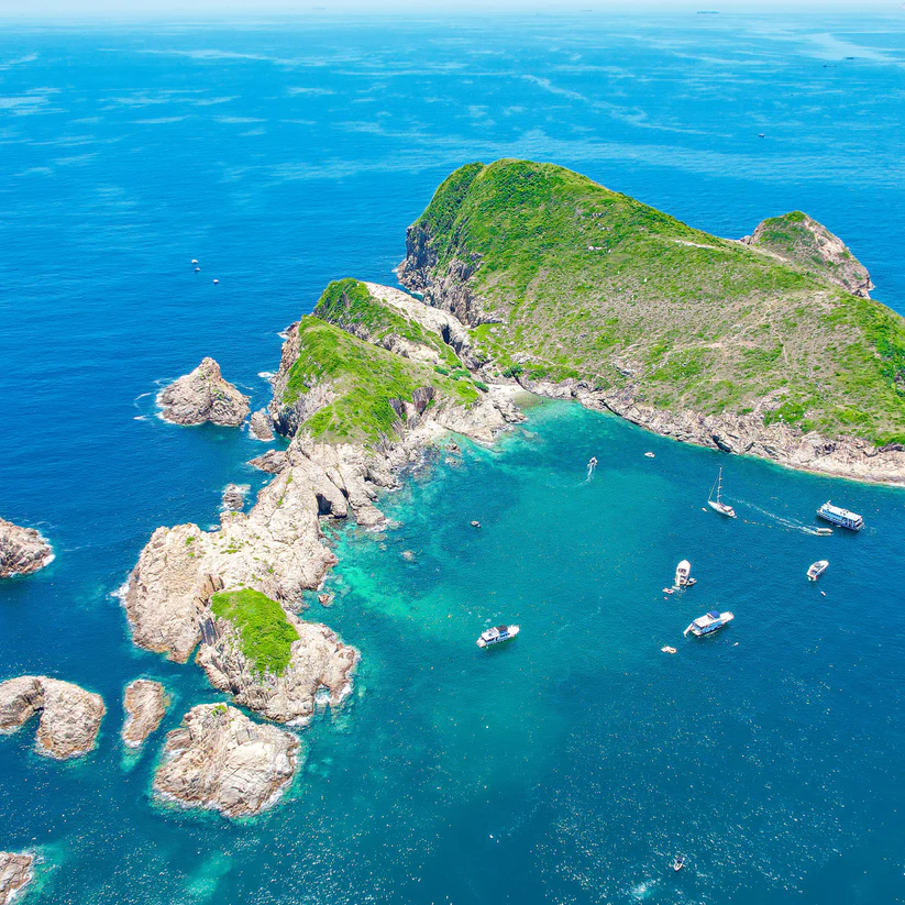 Exploring Hong Kong Islands - Ninepin Island